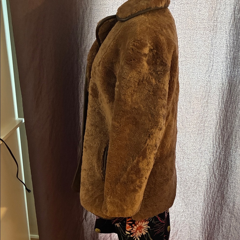 Brown Genuine Shearling Women's Coat Made in England. - Picture 5 of 16